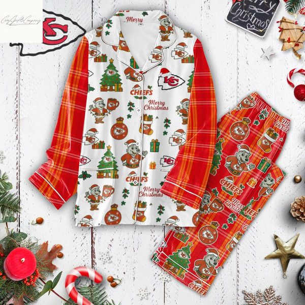 Kansas City Chiefs Merry Christmas Gifts Pajamas Set